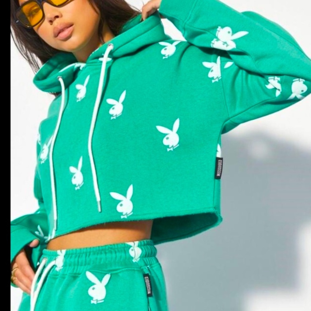 Playboy Boxy Fitted Repeat Bunny Print Drawstring Crop Top Hoodie ❌No offers ❌